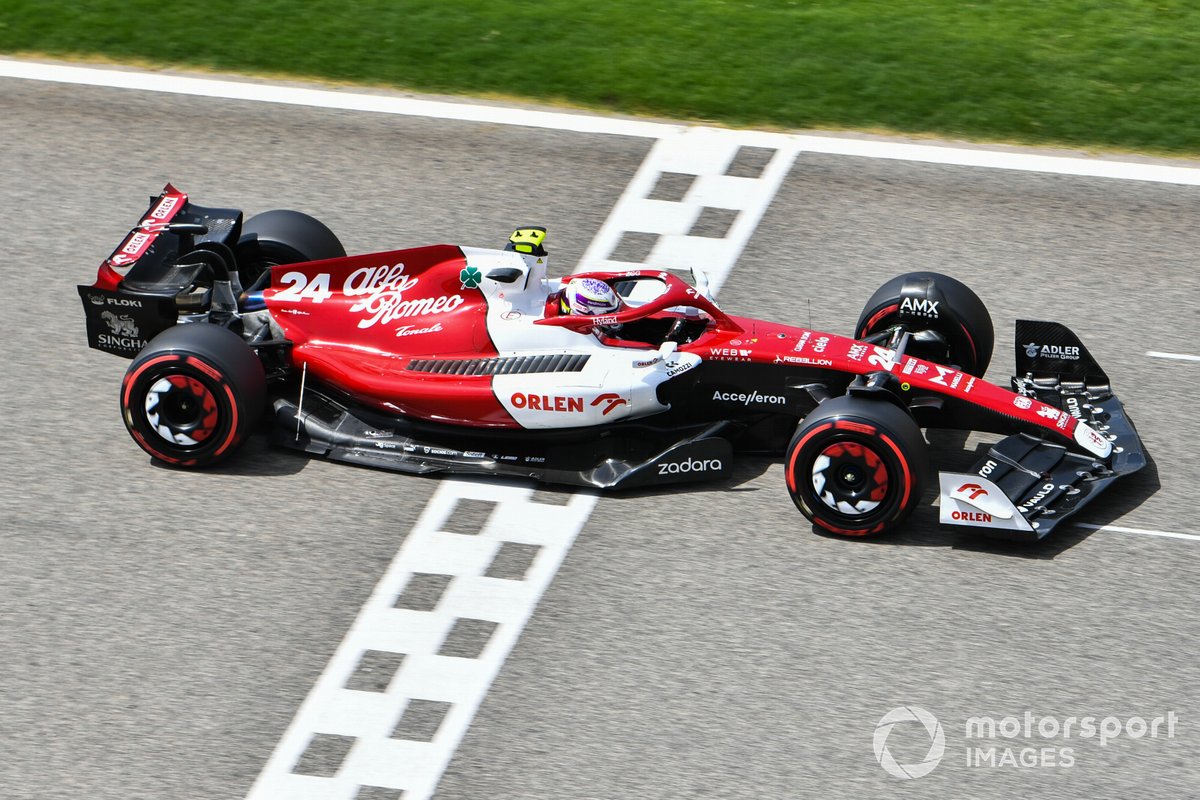 Perez, sabah bölümünde güncellenen RB18 ile en hızlısı! 2 Formula 1 Haberleri - F1 Puan Durumu Guanyu Zhou, Alfa Romeo C42