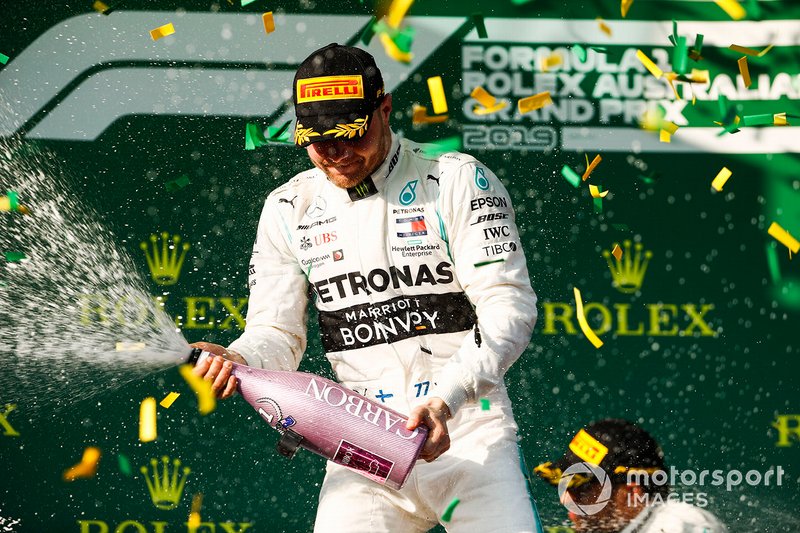 Podyum: Yarış galibi Valtteri Bottas, Mercedes AMG F1