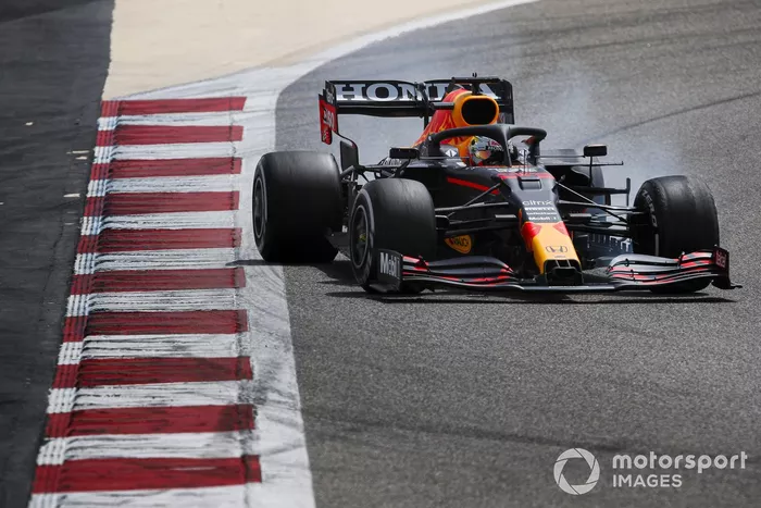 1º Max Verstappen, Red Bull Racing RB16B, 1:28.960 (con neumáticos C4)