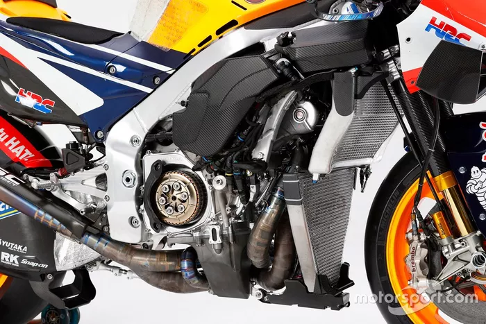 RC213V (Alex Marquez) 2020 fotos de estudio