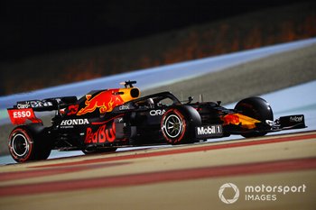 Verstappené az F1-es szezon első pole-ja, Vettel már a Q1-ben búcsúzott!