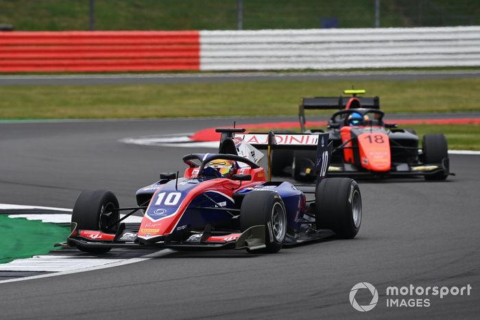 Lirim Zendeli, Trident, y Bent Viscaal, MP Motorsport 