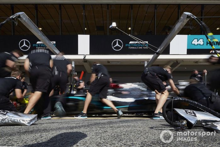 Lewis Hamilton, Mercedes F1 W11 EQ Performance