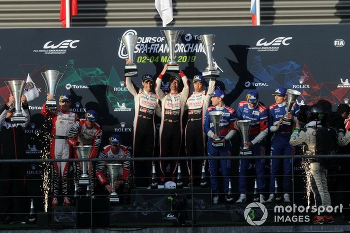 P1 Podio, #3 Rebellion Racing Rebellion R-13 - Gibson: Nathanael Berthon, Thomas Laurent, Gustavo Menezes, #8 Toyota Gazoo Racing Toyota TS050: Sébastien Buemi, Kazuki Nakajima, Fernando Alonso and #11 SMP Racing BR Engineering BR1: Mikhail Aleshin, Vitaly Petrov, Stoffel Vandoorne 