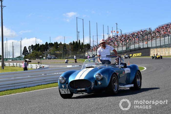 Fernando Alonso, McLaren en el desfile de pilotos