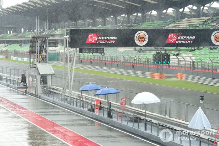 Lluvia en el circuito de Sepang