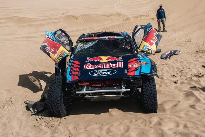 #Ford M-Sport n°225 : Carlos Sainz, Lucas Cruz, accident