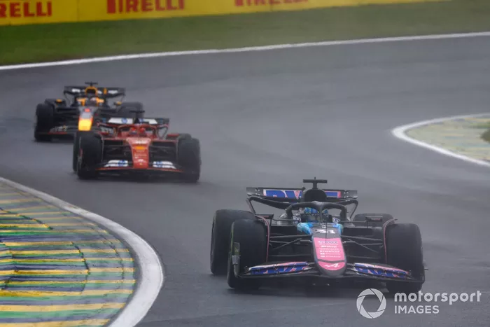 Esteban Ocon, Alpine A524, Charles Leclerc, Ferrari SF-24, Max Verstappen, Red Bull Racing RB20