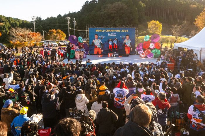 Campeón del Mundo Thierry Neuville, Martijn Wydaeghe, Hyundai World Rally Team Hyundai i20 N Rally1