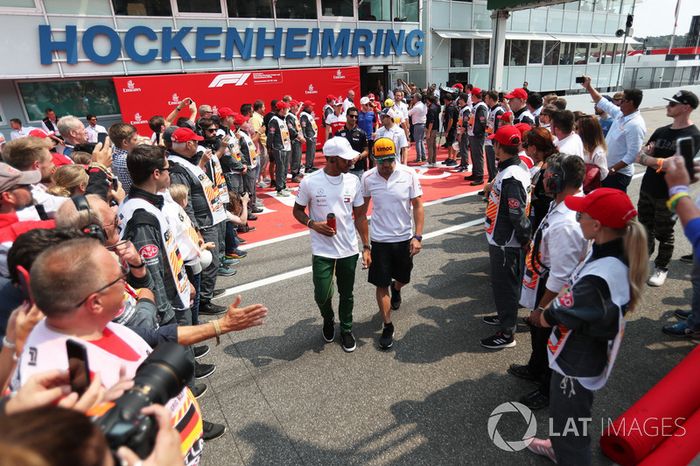 Lewis Hamilton, Mercedes AMG F1, Fernando Alonso, McLaren