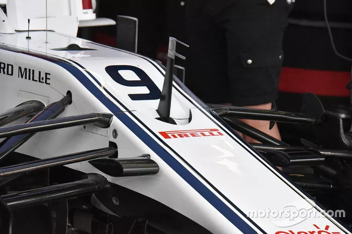 L'avant de la Sauber C37