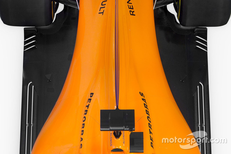 McLaren MCL33 detalle trasero