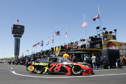 Martin Truex Jr., Furniture Row Racing, Toyota Camry Bass Pro Shops/5-hour ENERGY