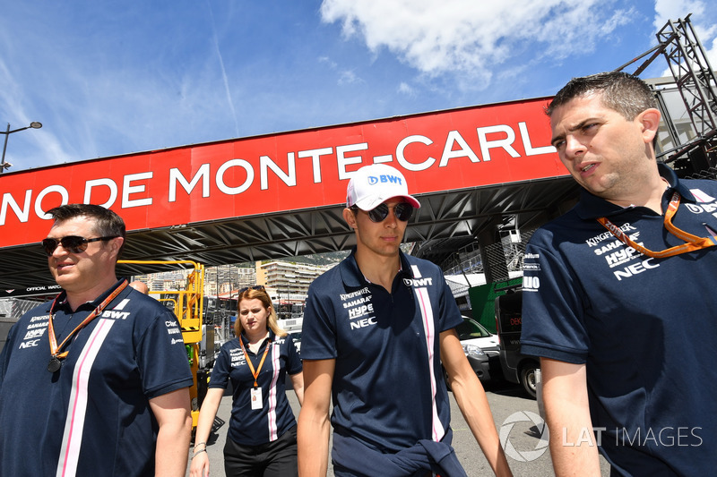 Esteban Ocon, Force India F1 lors de la reconnaissance de piste