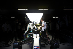Valtteri Bottas, Mercedes AMG F1, climbs into his car