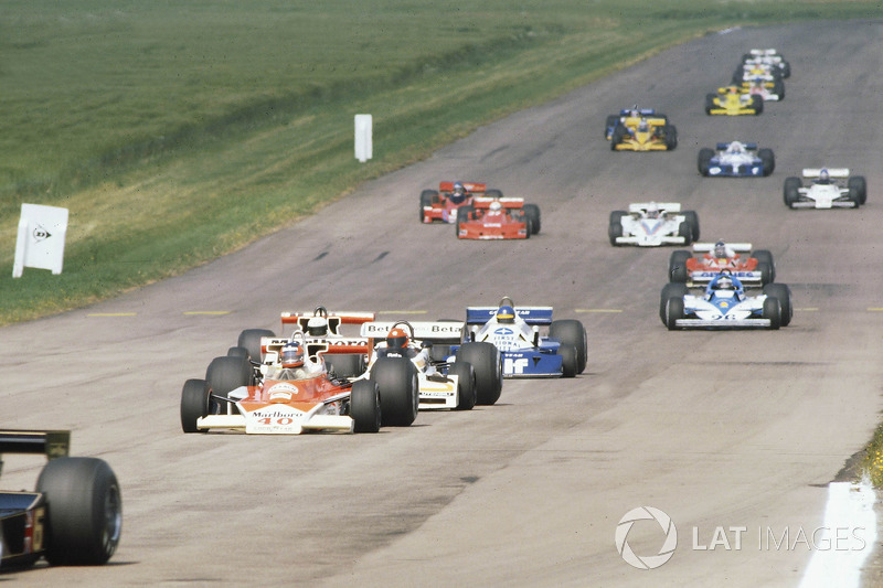 Жиль Вильнёв, McLaren M23