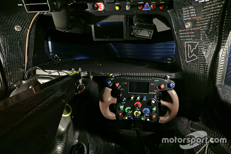 Audi R18: Blick ins Cockpit