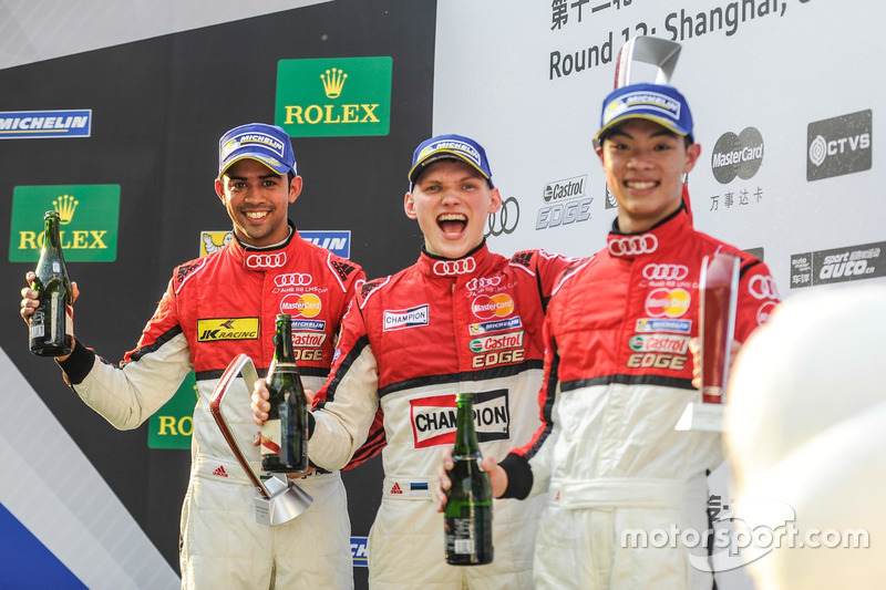 Podium: race winner Martin Rump, Champion Racing Team, second place Aditya Patel, Team Audi R8 LMS Cup, third place Shaun Thong, Phoenix Racing Asia