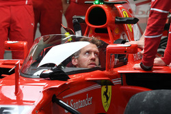 Sebastian Vettel, Ferrari SF70-H with cockpit shield