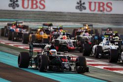 Fernando Alonso, McLaren MP4-31 beim Start zum Rennen