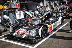 #1 Porsche Team, Porsche 919 Hybrid: Timo Bernhard, Mark Webber, Brendon Hartley