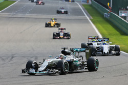 Льюіс Хемілтон, Mercedes AMG F1 W07 Hybrid
