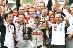 Il vincitore della gara Cal Crutchlow, Team LCR Honda