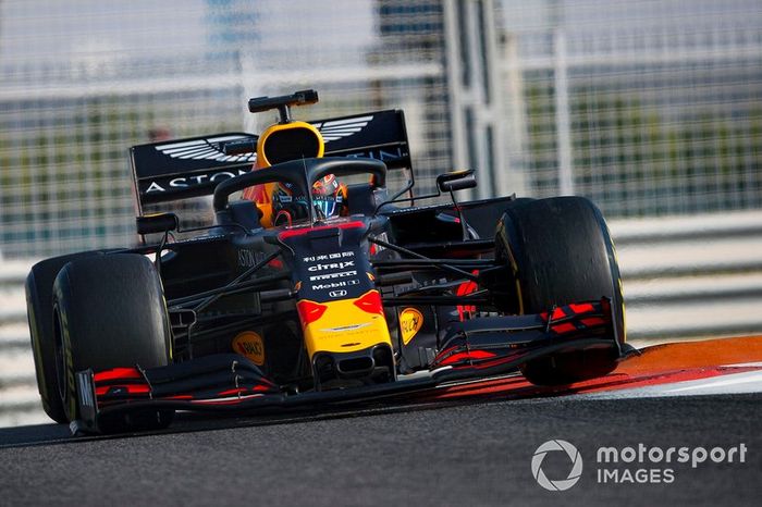 Alex Albon, Red Bull RB15 