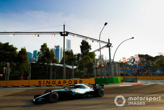 Lewis Hamilton, Mercedes AMG F1 W09 EQ Power+