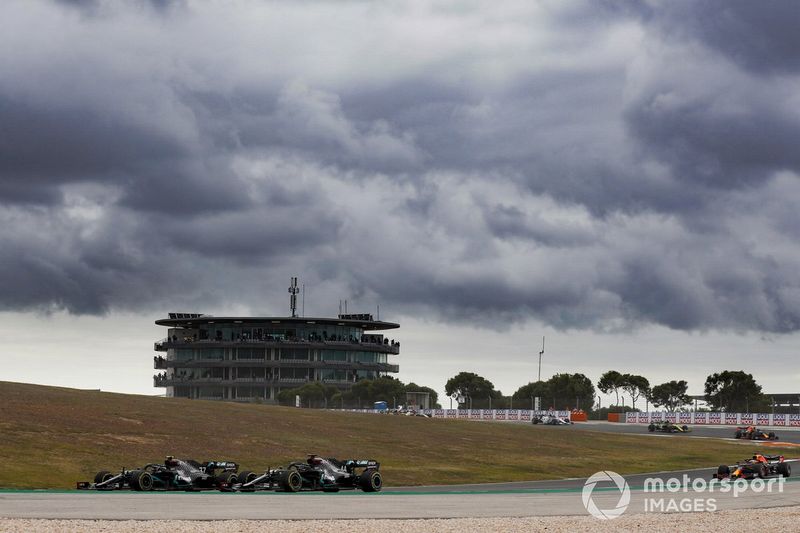 Valtteri Bottas, Mercedes F1 W11, Lewis Hamilton, Mercedes F1 W11