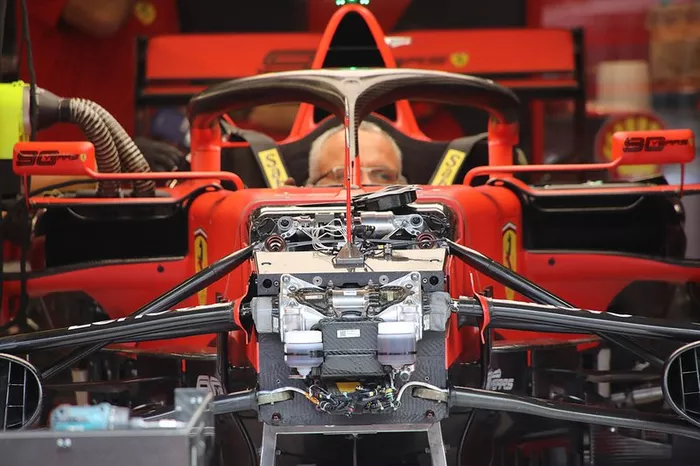 Frente da Ferrari SF90