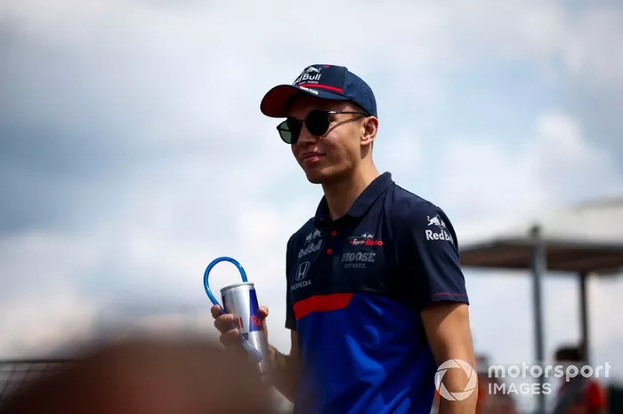 Alexander Albon, Toro Rosso alla parata dei piloti