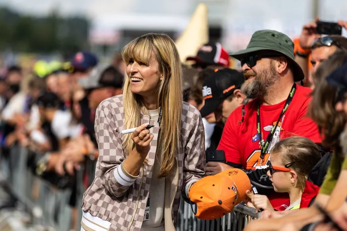 Eve Scheer, Servus TV