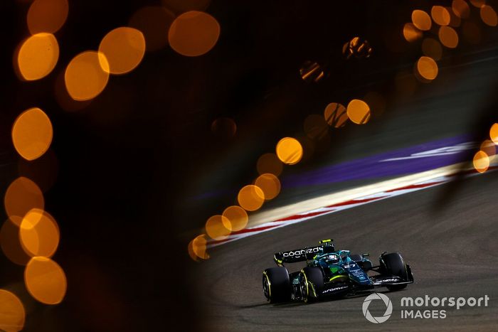 Nico Hulkenberg, Aston Martin AMR22