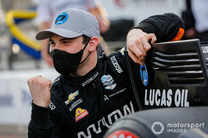 Ganador de la pole Patricio O'Ward, Arrow McLaren SP Chevrolet