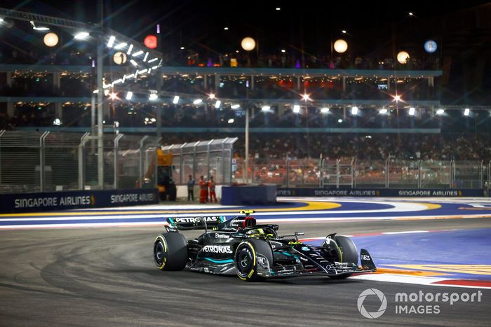 Lewis Hamilton, Mercedes F1 W14