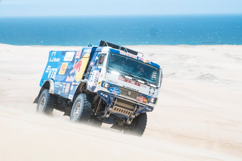 #514 Team Kamaz Master: Dmitry Sotnikov, Ilnur Mustafin, Dmitrii Nikitin