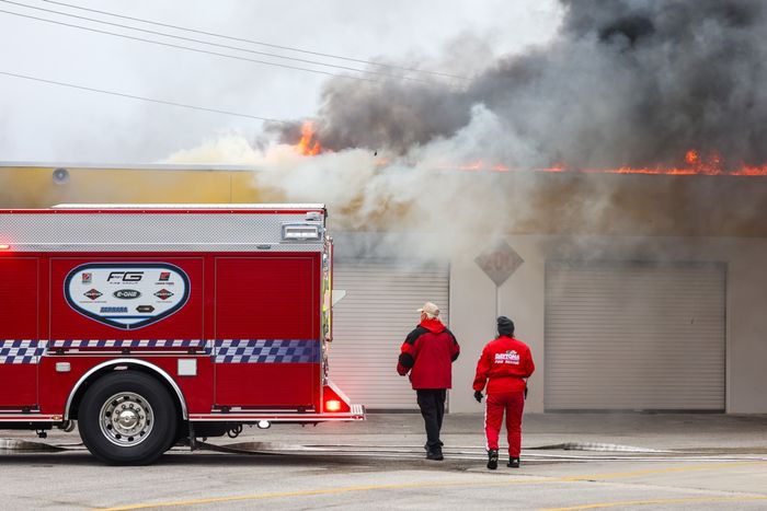Incendio en la zona de garajes de Daytona