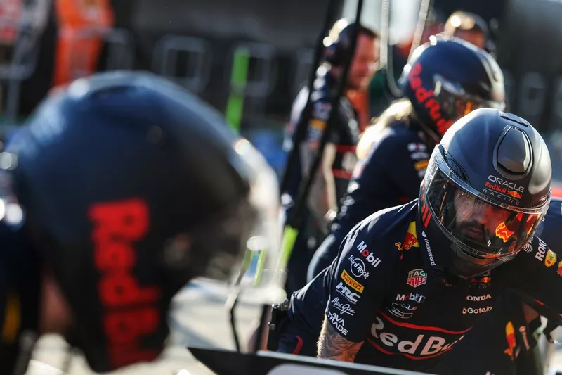 Arrêt au stand de Red Bull Racing