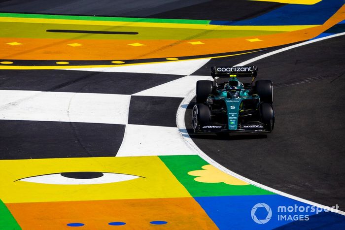 Sebastian Vettel, Aston Martin AMR22