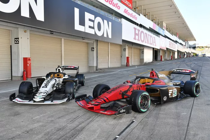 SF19開発車両『赤寅』『白寅』