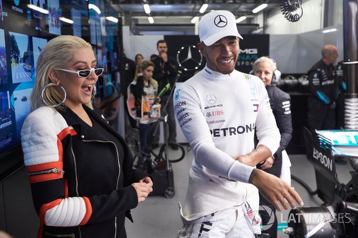 Singer Christina Aguilera in the Mercedes garage with Lewis Hamilton, Mercedes AMG F1