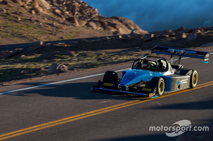 #49 Robin Shute, Wolf TSC Honda