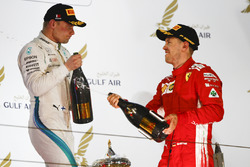 Valtteri Bottas, Mercedes AMG F1, Sebastian Vettel, Ferrari