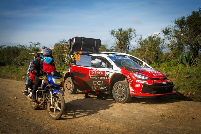 Оливер Сольберг, Эллиот Эдмондсон, Toyota Gazoo Racing WRT Toyota GR Yaris Rally1