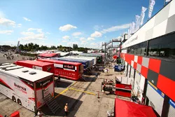 Le paddock