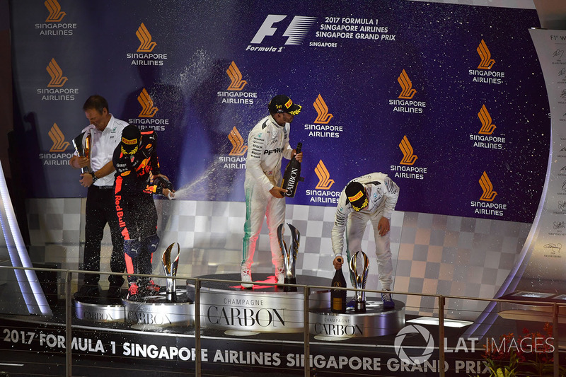 Podium: race winner Lewis Hamilton, Mercedes AMG F1, second place Daniel Ricciardo, Red Bull Racing, third place Valtteri Bottas, Mercedes AMG F1