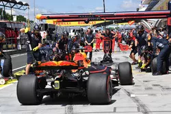 Arrêt au stand de Daniel Ricciardo, Red Bull Racing RB13