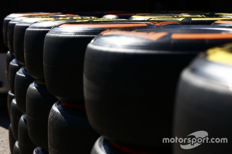 Pirelli tyres