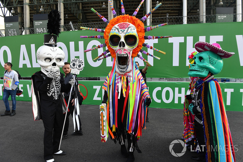 Disfraces de Día de Muertos